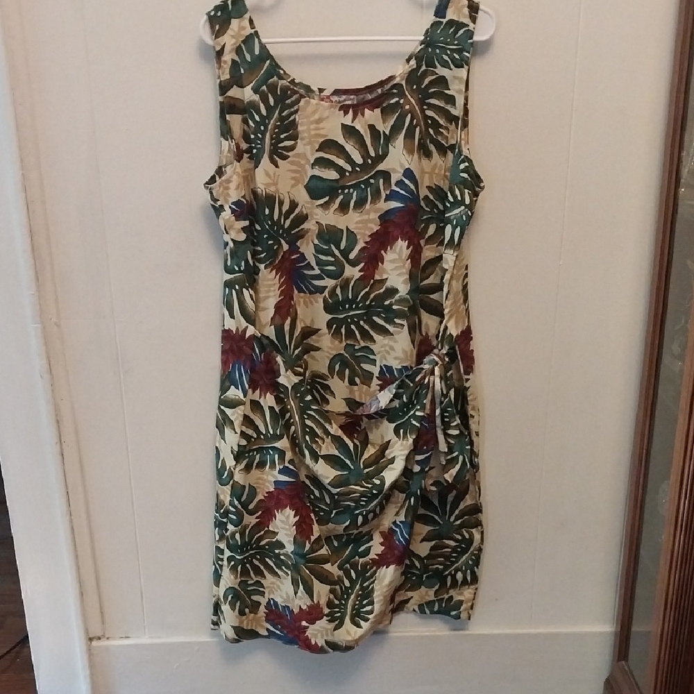 Cream and Green Scoop Neck Sundress Resort Wear
